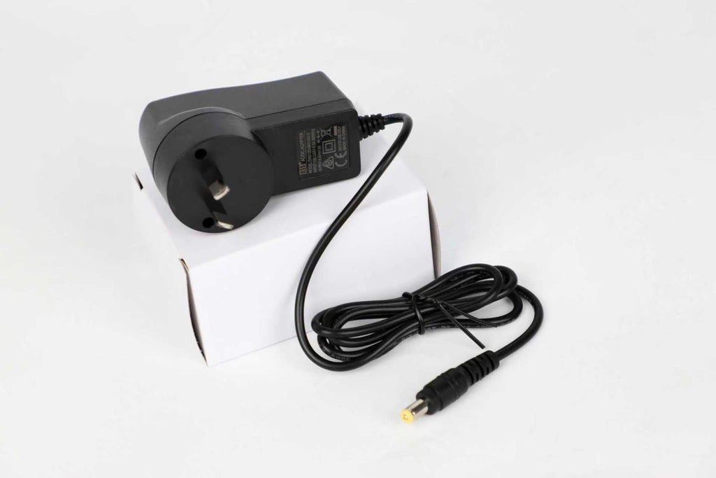 3km solar electric fence energiser charger charging cable with packaging