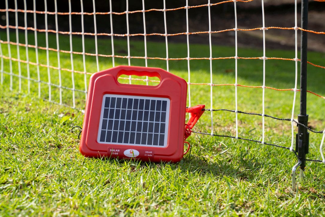 Solar Electric Fence Kit: Energiser, Netting & Warning Signs